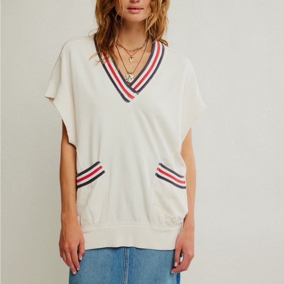 NWOT FREE PEOPLE IVY PULL OVER VEST OVERSIZED - Picture 1 of 5